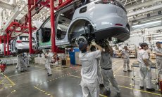 ЕС изпраща преговарящи в Китай в търсене на алтернативи на митата за електромобили