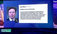 Мъск за Tesla: Татко се прибира вкъщи