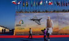 Русия притиска Индия за помощ срещу глобалната си финансова изолация