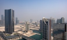 Абу Даби се възползва от възможността да привлече богатите британци