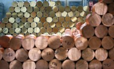 Медта се стабилизира, след като достигна четиримесечно дъно