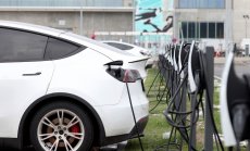 Паниката около металите за електромобили налази и висшия мениджмънт на автогигантите