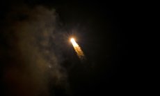 Астронавтите на НАСА най-накрая се прибират на Земята след 9 месеца в орбита