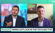 Валжиковски: Директорите затягат коланите, показа го Microsoft