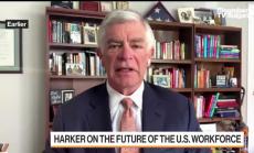 Харкър от Фед: Работниците трябва да се преквалифицират