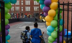 Учениците от първи до пети клас в Сингапур ще преминат към вуртуалната класна стая 