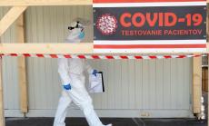 Словакия, която победи в първата вълна на вируса, сега планира да тества цялото си население
