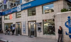 Турски банки спряха руските карти "Мир" под натиска на санкциите на САЩ