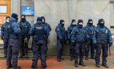 Президентът на Украйна обяви план за укрепване на армията преди среща с европейски лидери