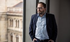 Противниците на Орбан искат да отменят данъчните облекчения за автопроизводители