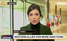 Външните министри на ЕС може да прибавят петрола към санкциите