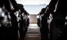 Войната нанася нови удари върху автомобилните производители в Европа