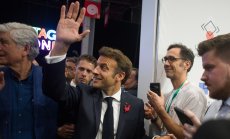 Черен лебед дебне Франция преди парламентарните избори