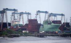 Търговският дефицит в САЩ се сви за първи път от три месеца насам