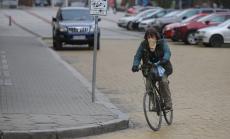 След 15 юни: Маските са задължителни в обществения транспорт, аптеките и болниците 