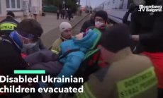 Полша прати медицински влак за деца с увреждания от Украйна