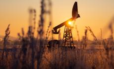 ОПЕК+ обеща бързо ребалансиране на петролния пазар 