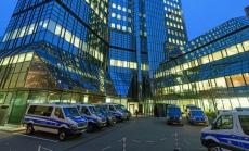 Втори ден следователи провеждат обиски в Deutsche Bank