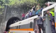 Десетки жертви на жп катастрофа в Тайван