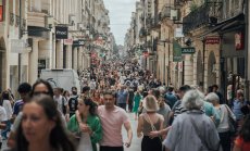 Capitalism in a regime of limited consumption