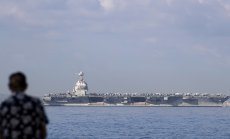 Най-големият кораб на САЩ се присъедини към армадата край Венецуела