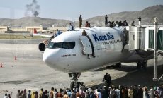 Изтеглянето от Афганистан поставя Европа пред риск, докато САЩ си тръгва от световната сцена