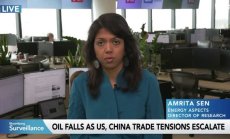 Сен: Ценовата траектория на петрола остава надолу