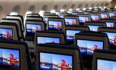 Самолетните билети леко ще поевтинеят... поне в икономична класа