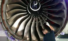 Rolls-Royce отчита загуба от 7 млрд. долара заради намаленото търсене на самолети