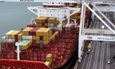 Какъв ще е ефектът от новите пристанищни такси на Тръмп върху световната търговия