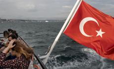 Гърция и Турция започват дискусии по изглаждане на различията в Източното Средиземноморие