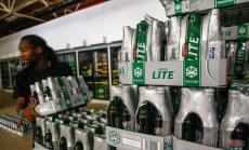 SABMiller е отхвърлила първоначалната оферта за придобиване на AB InBev