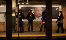 Отдръпването на "Уолстрийт" от Русия разплита десетилетия на инвестиции