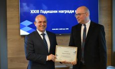 Христо Николов от Bloomberg TV Bulgaria получи отличие на годишните награди на Българска фондова борса