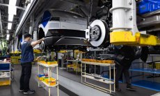 Пазарът на електрически автомобили на две скорости е напът да се срине