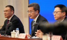 Китай подкрепя сектора на недвижимите имоти, давайки знак, че предстоят нови разходи