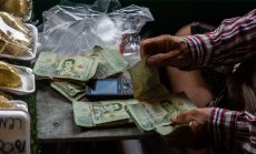 Развиващите се пазари са под риск, докато правителствата се сблъскват с централните банки