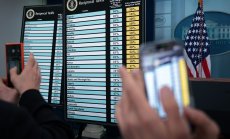 AI вече бе надвиснал над технологичните гиганти, а сега се сблъскват и с митата 