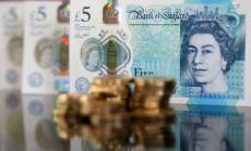 Опасенията за Brexit без сделка продължават да водят до поевтиняване на британския паунд