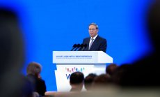 Премиерът на Китай твърди, че има риск от „монопол“ върху AI на фона на натиска на САЩ