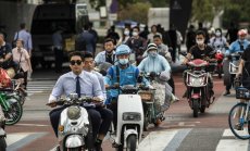 Пекин планира 55 млн. нови работни места и по-добри права на работниците