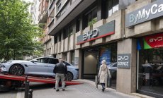 Китай и ЕС се споразумяха да проведат разговори за тарифите за електромобили