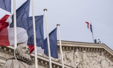 Кой ще изведе Франция от тази каша? Никой