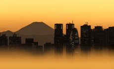 Глобалният спад на акциите се засилва, стимулирайки ралито на облигациите