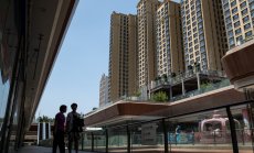 Акциите на Evergrande се сринаха с 87% в Хонконг след подновяване на търговията