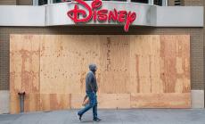 Disney сложи край на историческия бранд 20th Century Fox