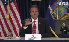 Куомо обмисля 14 дни карантина за пристигащи от Флорида