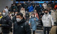 Икономиката на Китай завършва годината със спад поради скока на заразените с Covid