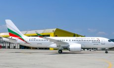 „България Еър“ посрещна първия си самолет Airbus A220-300 с воден салют на Летище София