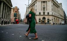 Moody’s понижи кредитния рейтинг на Великобритания 